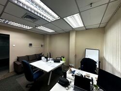 Manhattan House (D3), Office #588594481